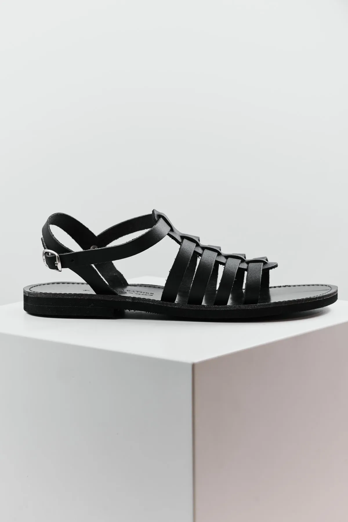 00 / Greek island sandals / black