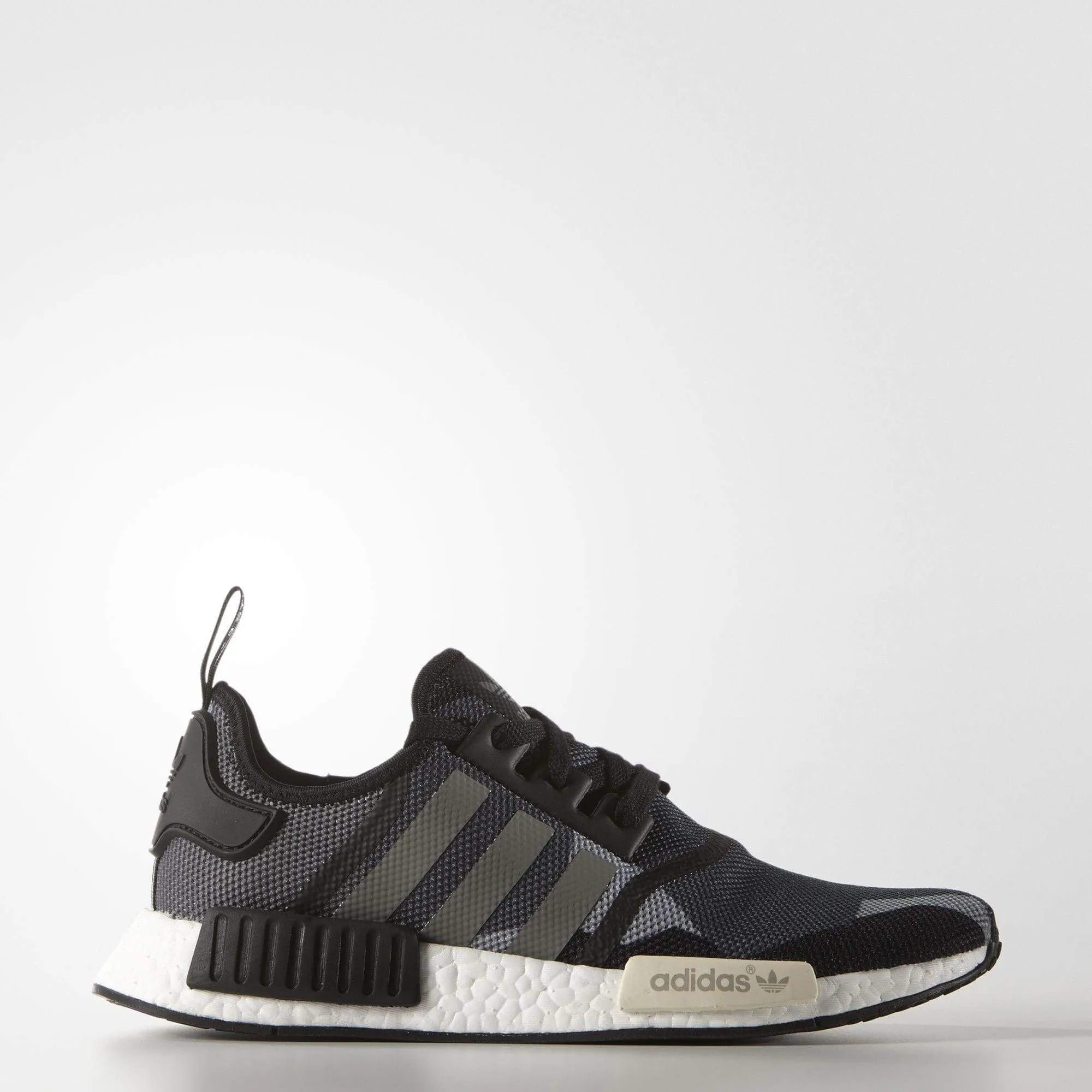 ADIDAS NMD R1 - Core Black Chalk White