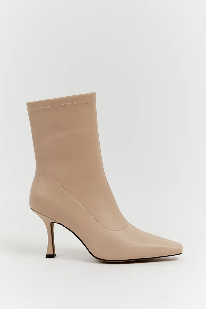 ALIAS MAE CARMEN CREAM LEATHER BOOT