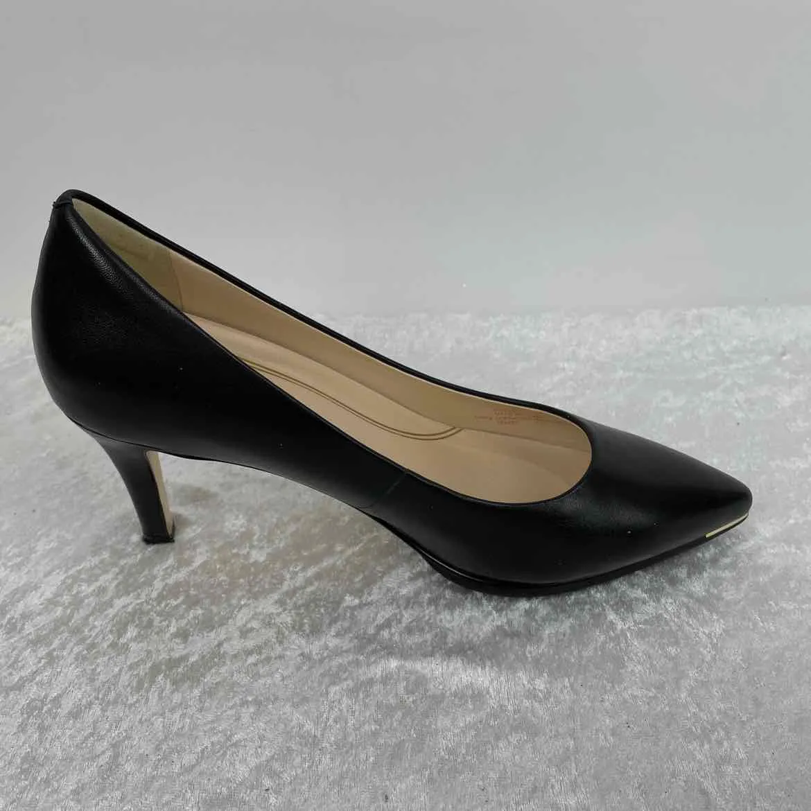 Cole Haan Women Size 9 Black Leather Pointed toe Business Heels