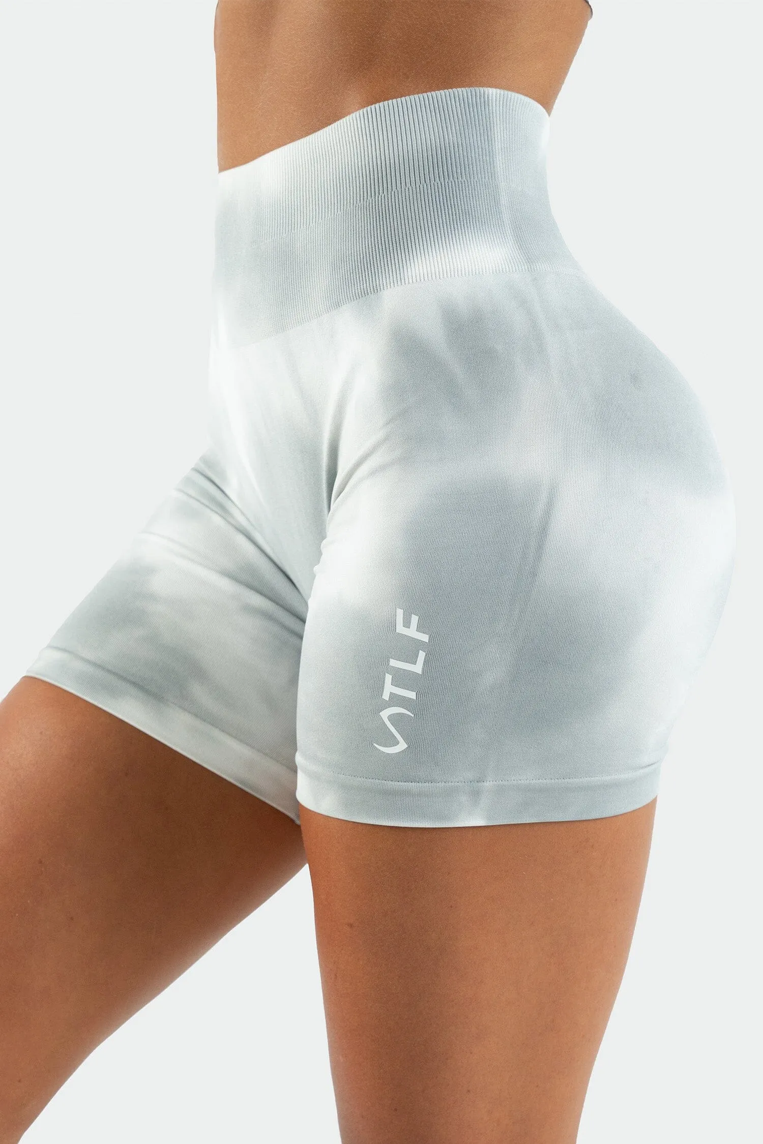 Cosmic Seamless Scrunch Butt Shorts