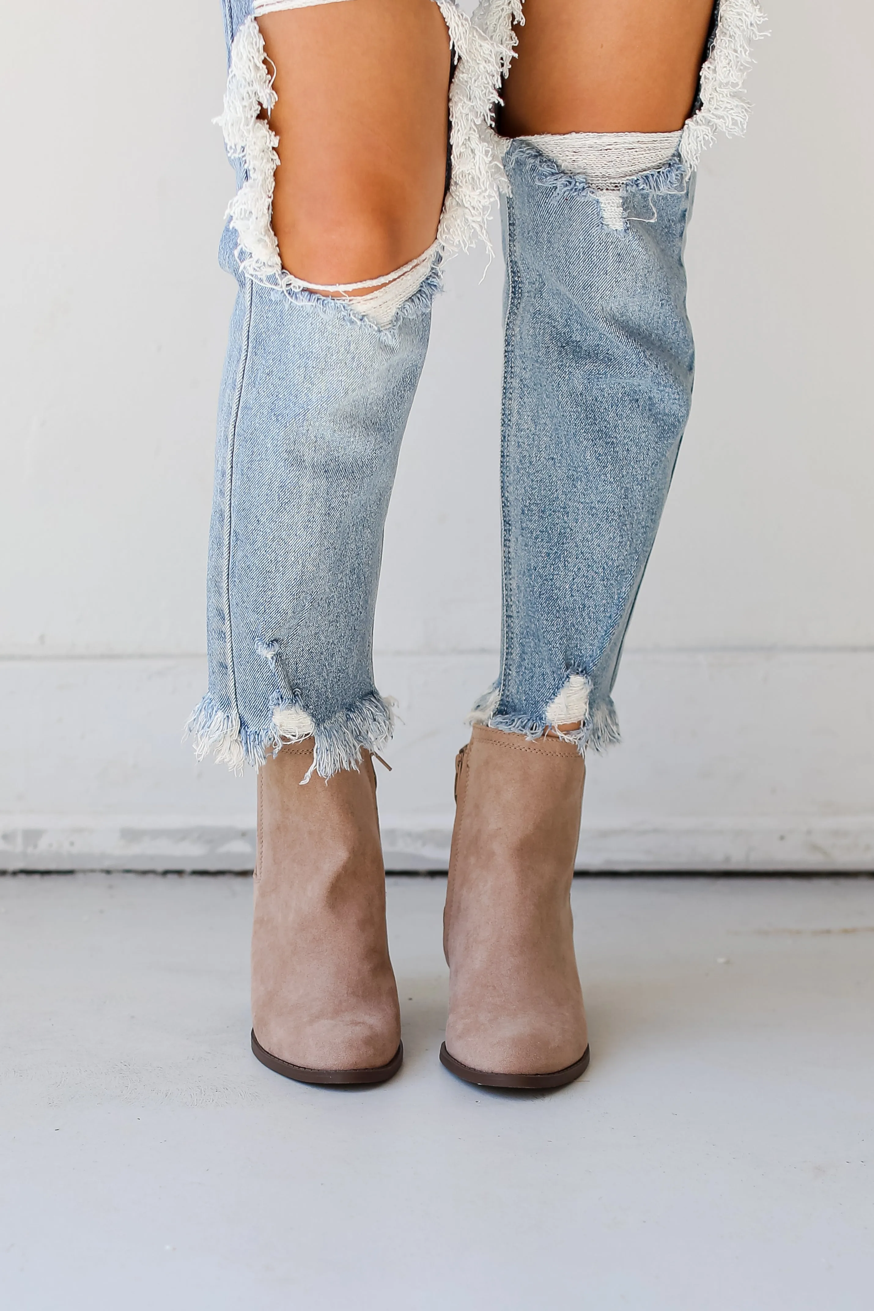 FINAL SALE - Right This Way Taupe Booties