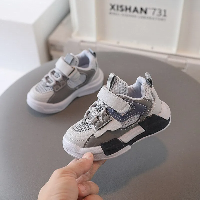 Flat sneakers for boys and girls. Sneakers with a soft, breathable base