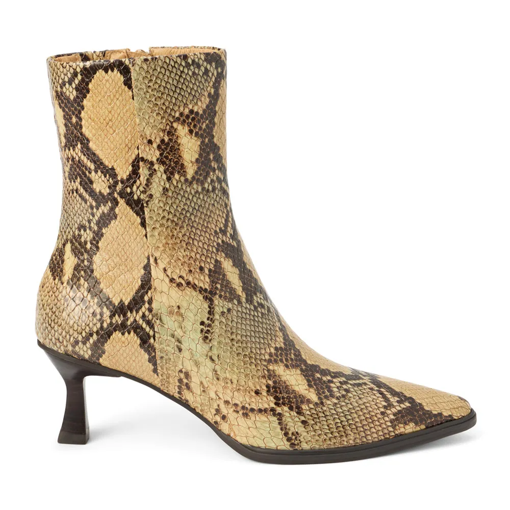 Gabbie Snake Pointed Toe Zippered Boots