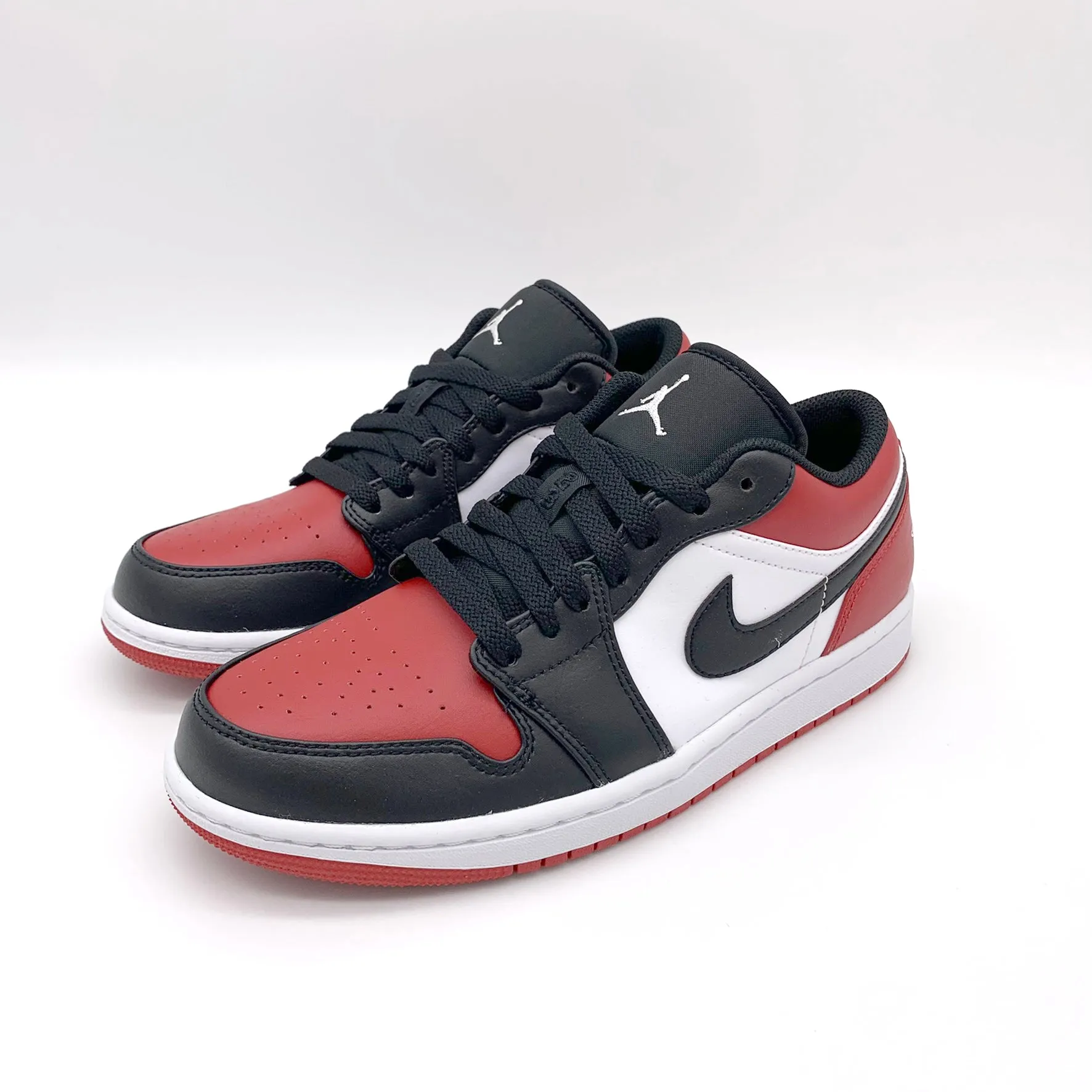 Jordan 1 Low Bred Toe