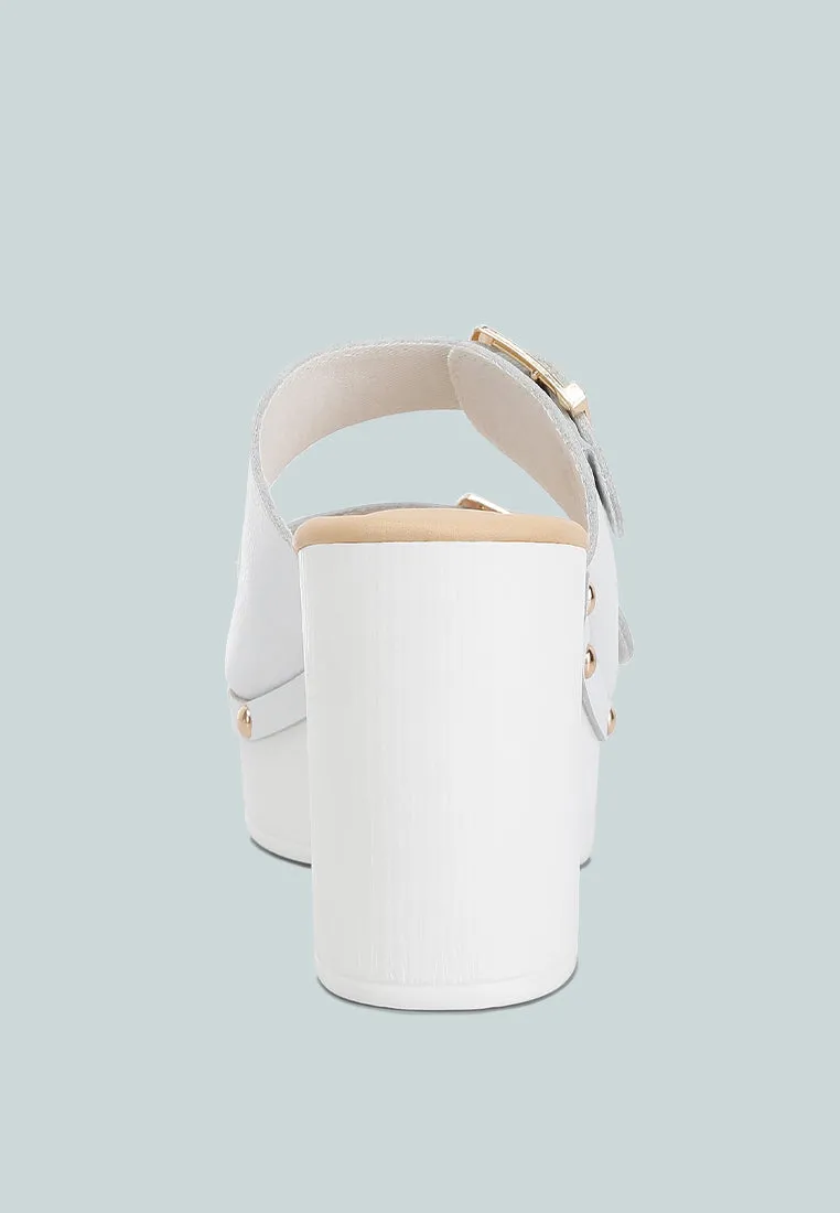 Kenna Dual Buckle Strap Sandals In White