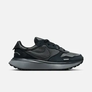 Nike Women's Phoenix Waffle Black and Off Noir