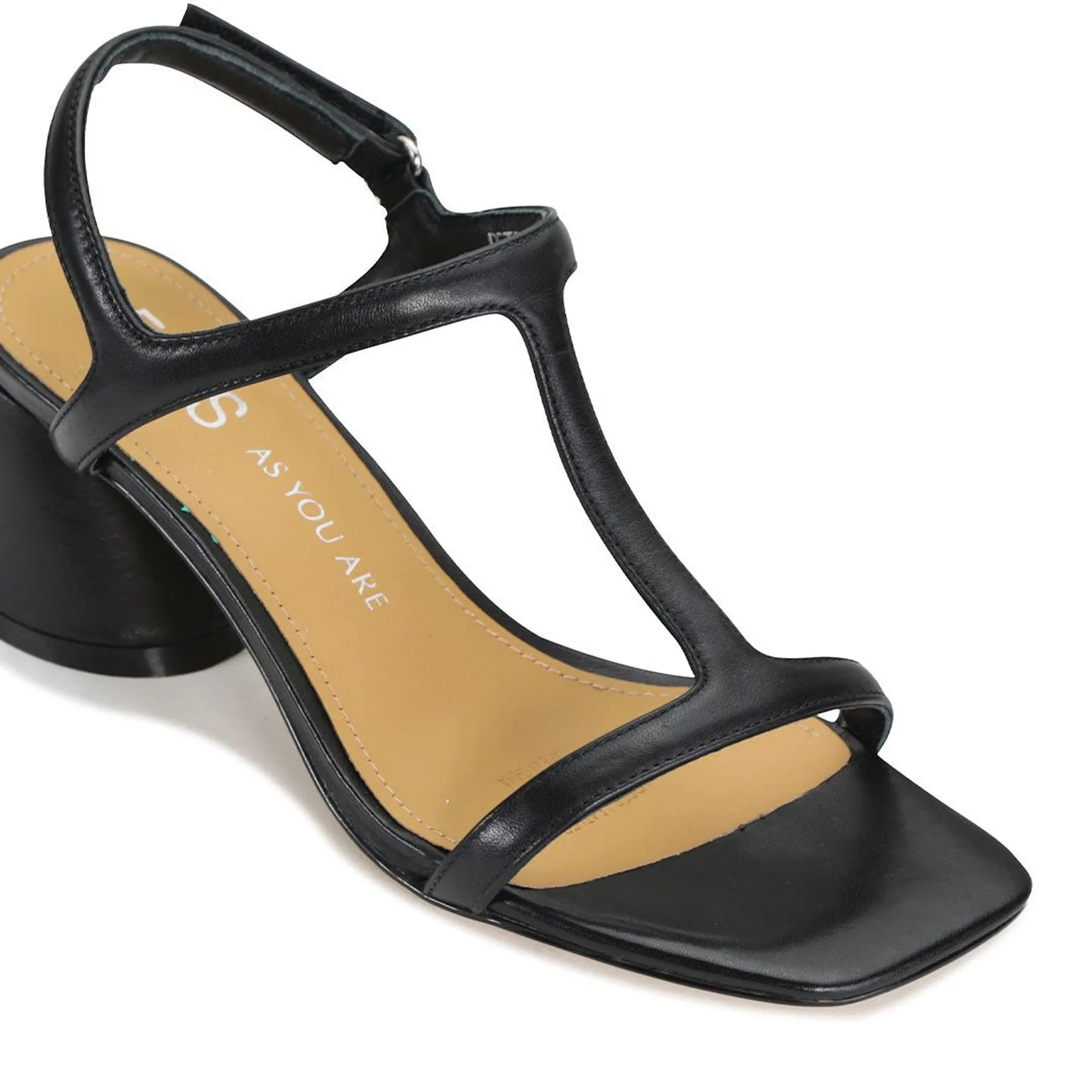 PETRAS LEATHER HEEL SANDAL