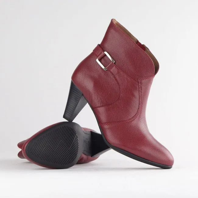 Pointed Ankle Boot in Red - 12486