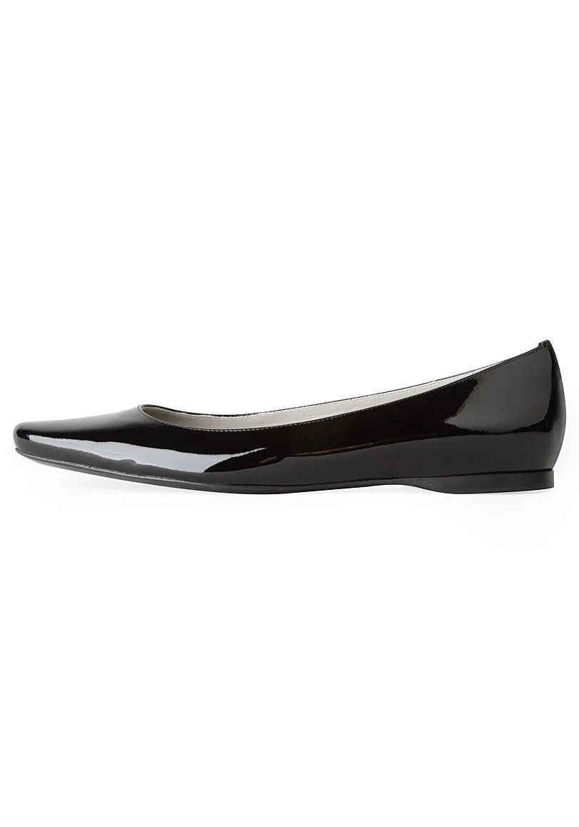 Pointed Toe Flat