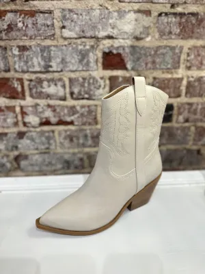 Rowdy Mid Calf Boot