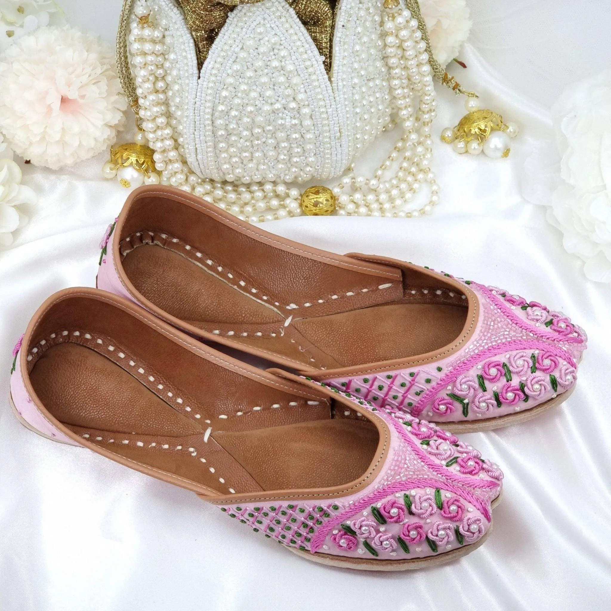 Ruhani Pink Phulkari Jutties