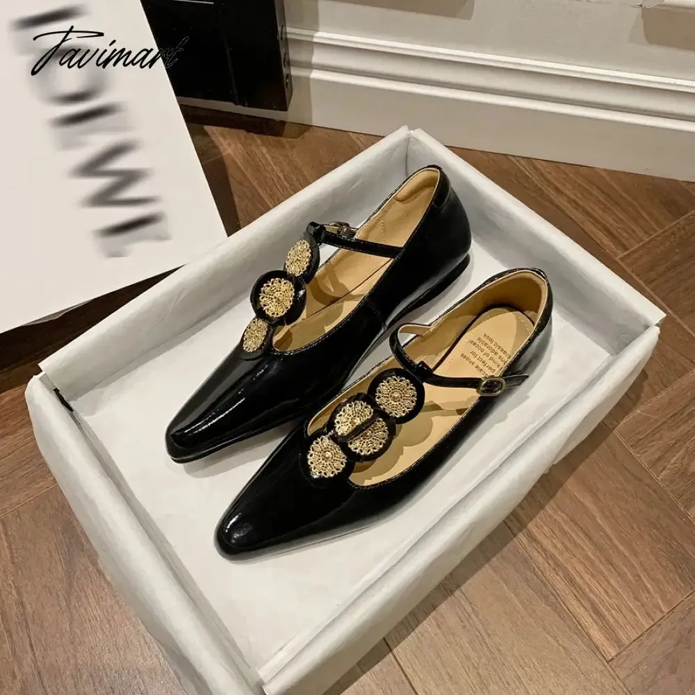 TAVIMART  - Design Chic Pointy Toe T-strap Buckle Women Mary Jane Shoes Patent Leather Casual Flat Shoes Gilding Decoration Flats Size 41 42