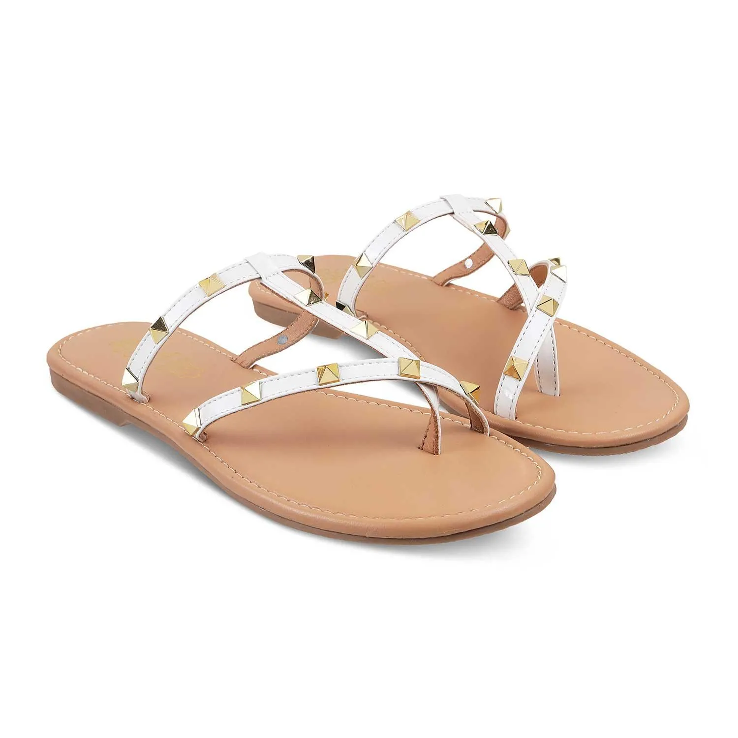 The Astud White Women's Casual Flats Tresmode