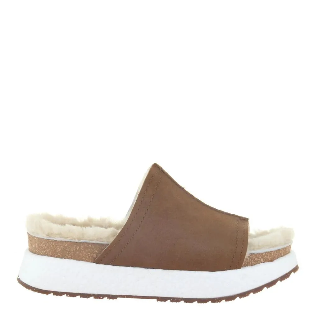 Wayside Wedge Sandal - Tan